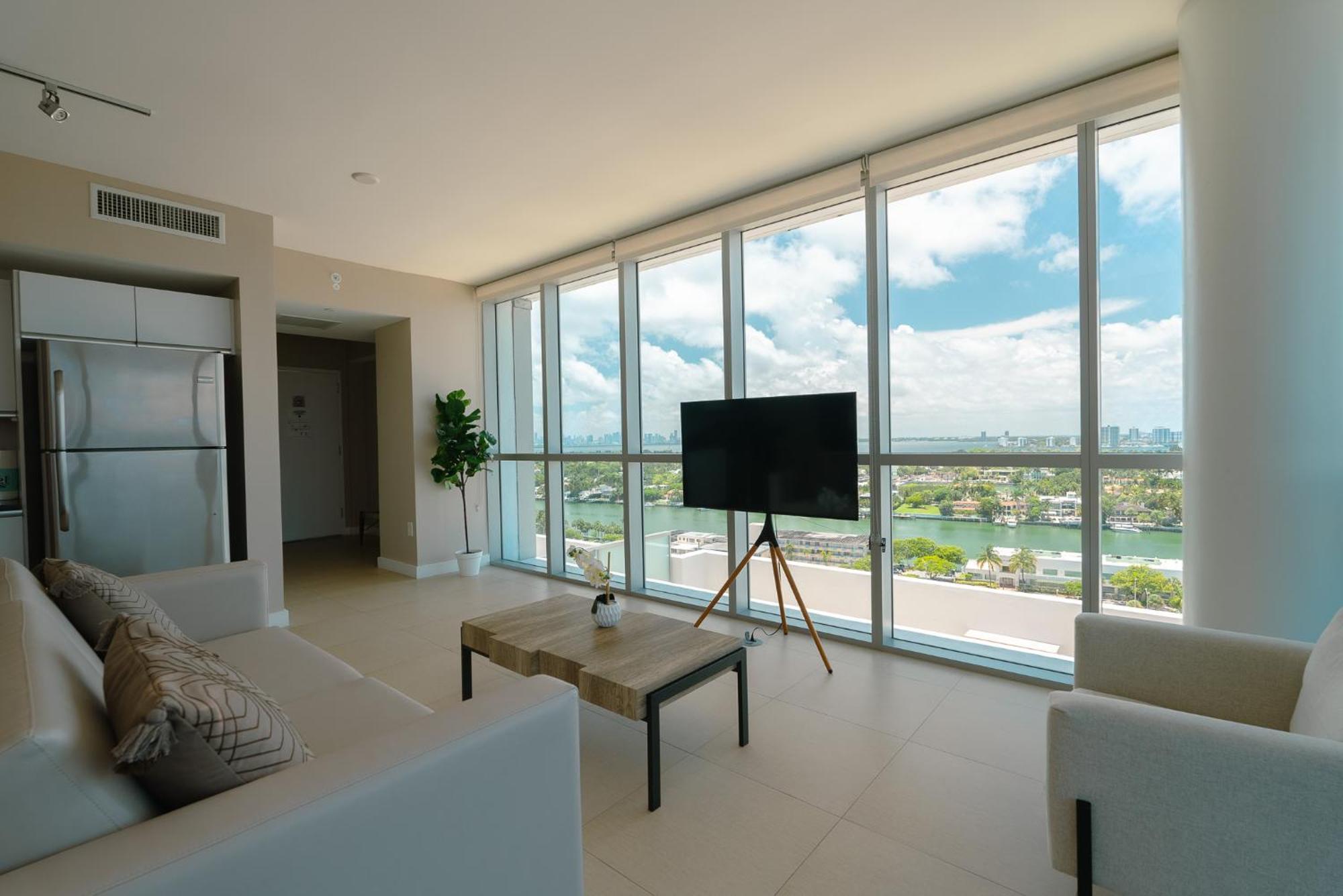 Ocean 2 Sky At Monte Carlo Miami Beach Rum bild