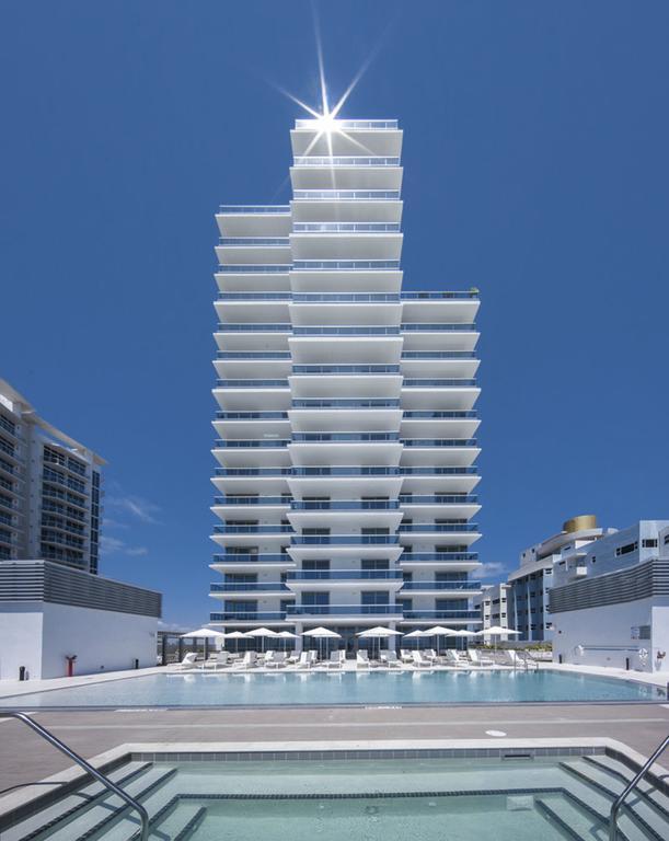 Ocean 2 Sky At Monte Carlo Miami Beach Exteriör bild